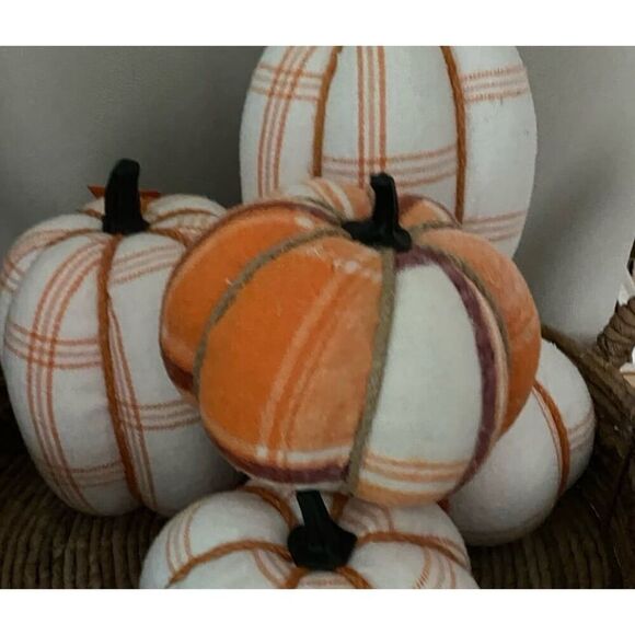 hyde and eek pumpkin decor - Picture 1 of 4